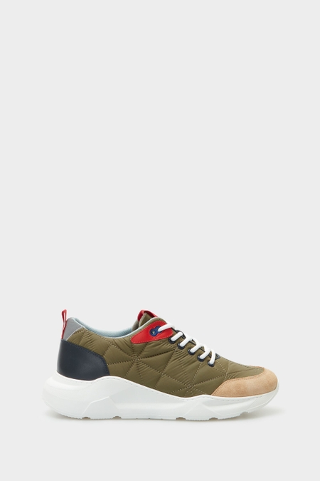DEPORTIVA NYLON ACOLCHADO ORIGAMI