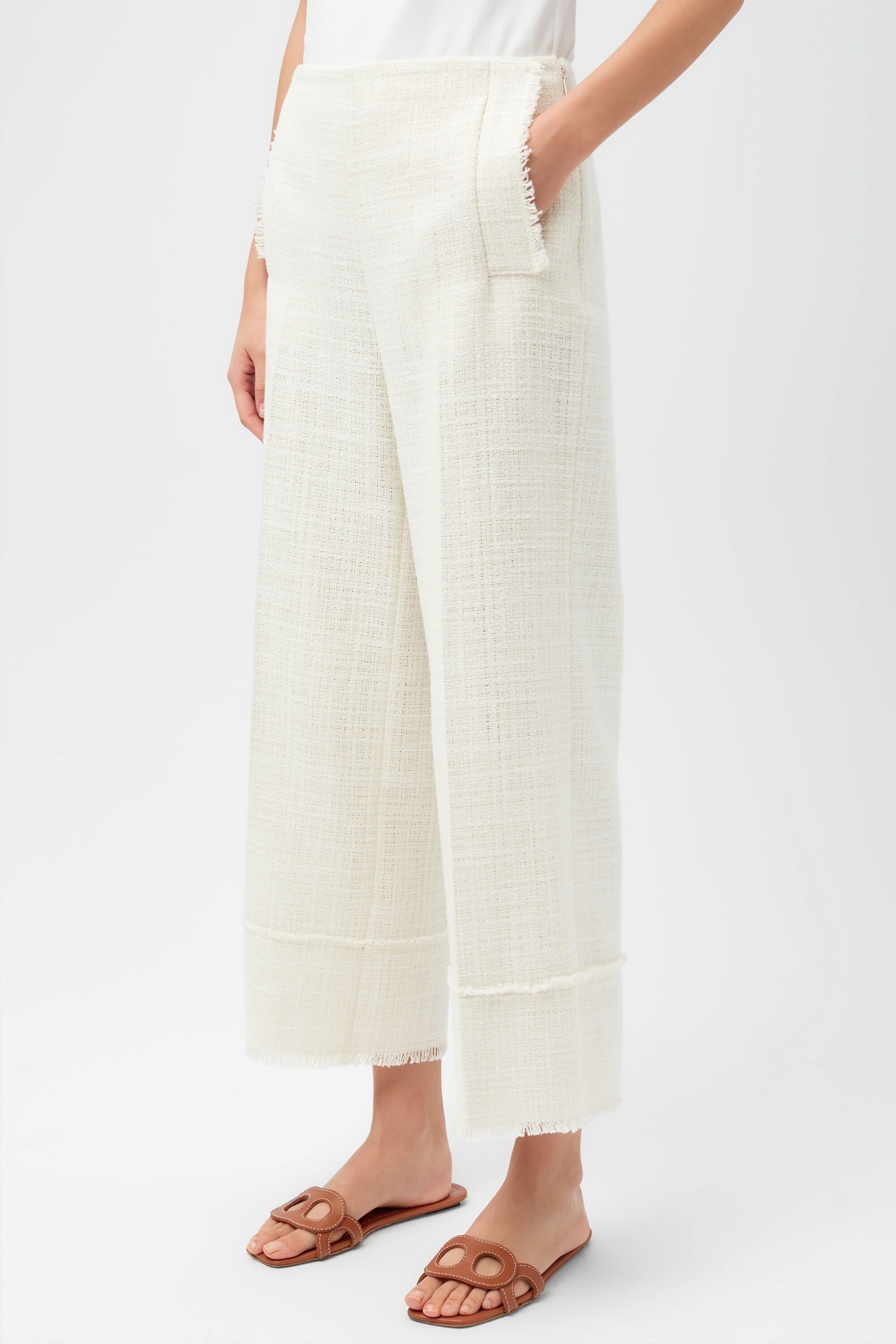 Woven wide-leg trousers
