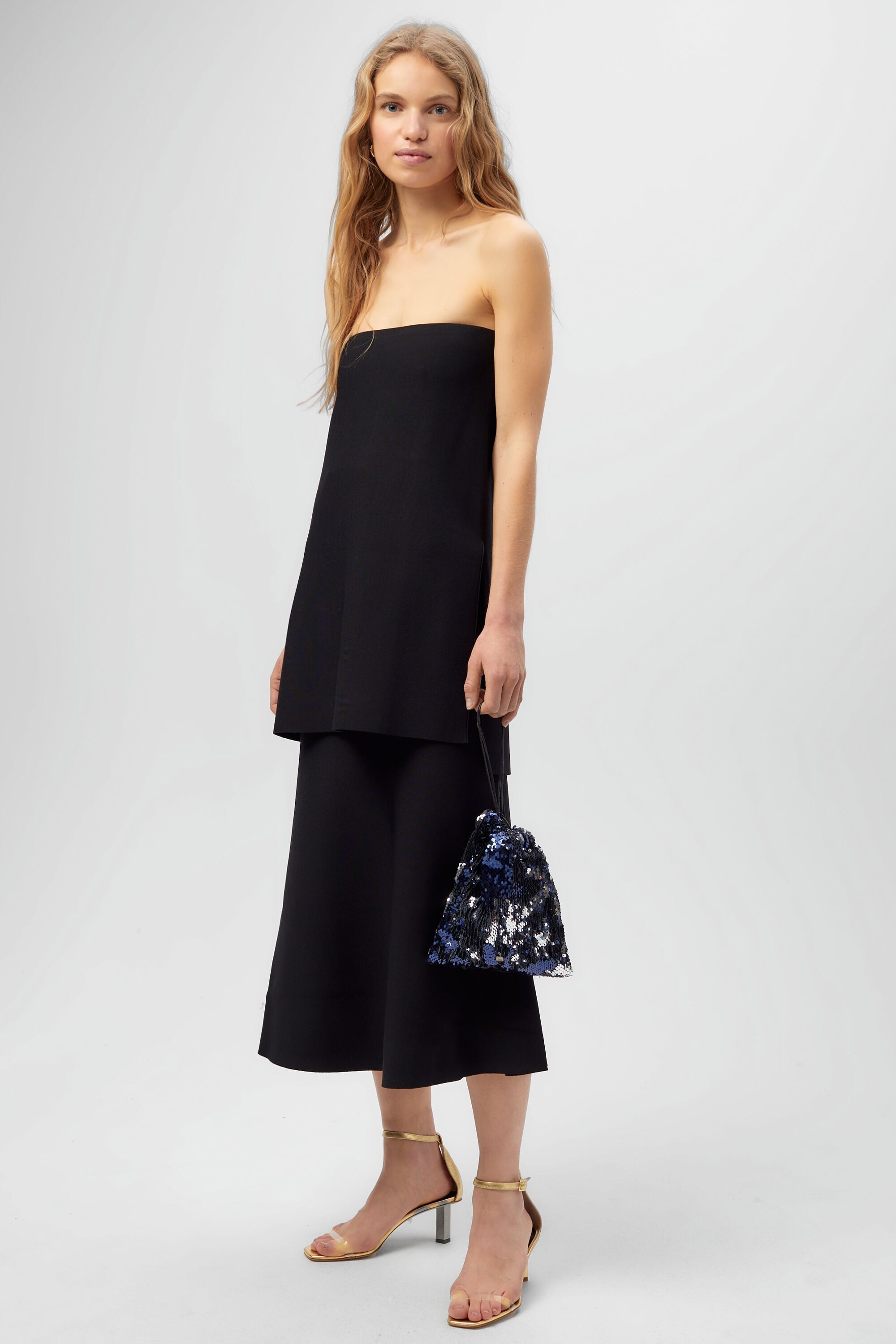 Double-faced knit strapless top