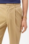 Pantalón regular fit sarga stretch pinzas