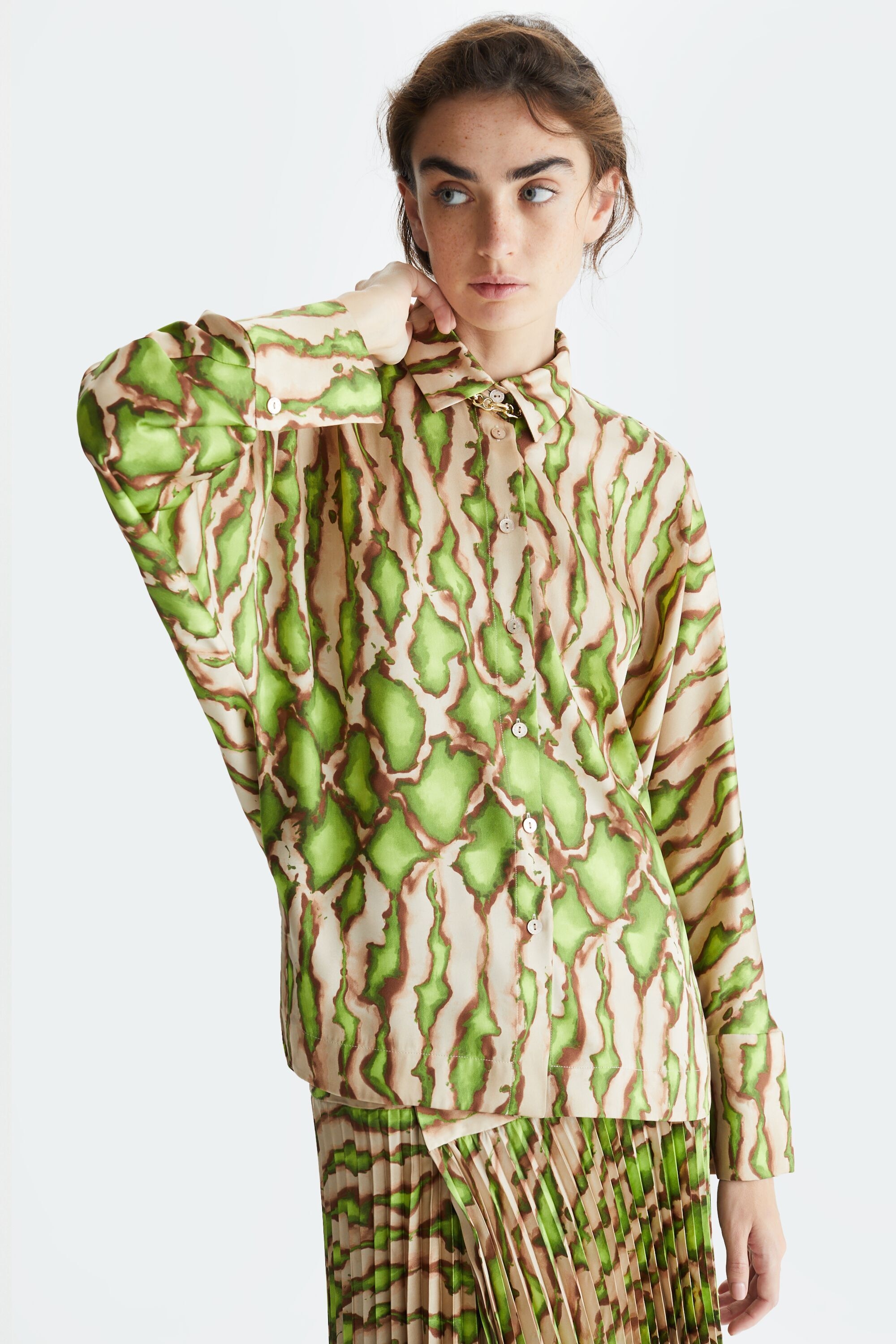 Printed twill oversize shirt