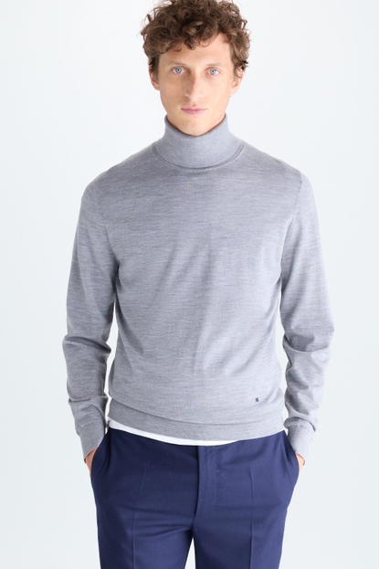 TURTLENECK MERINO WOOL SWEATER