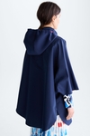 Hooded reversible technical cape