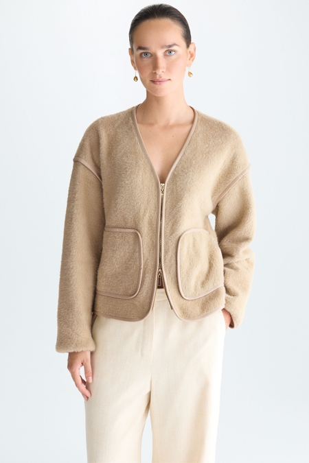 CHAQUETA OVERSIZE TEDDY EFECTO PIEL