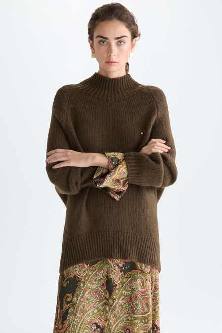 JERSEY OVERSIZE MOHAIR CUELLO SEMICISNE