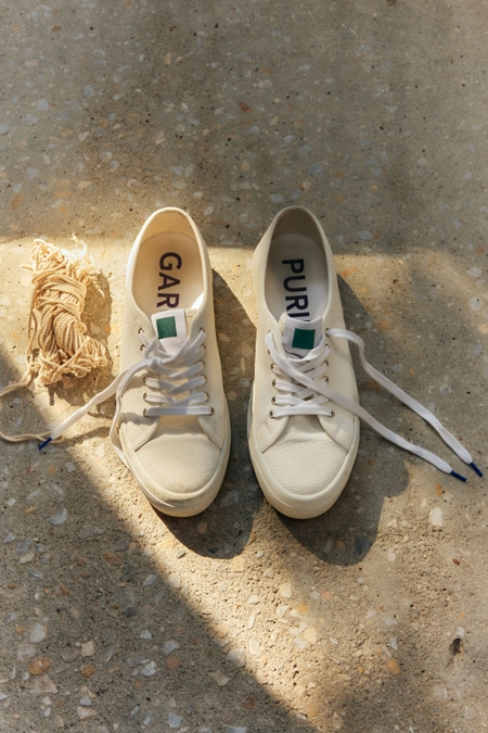 GAMBITO CANVAS SNEAKERS