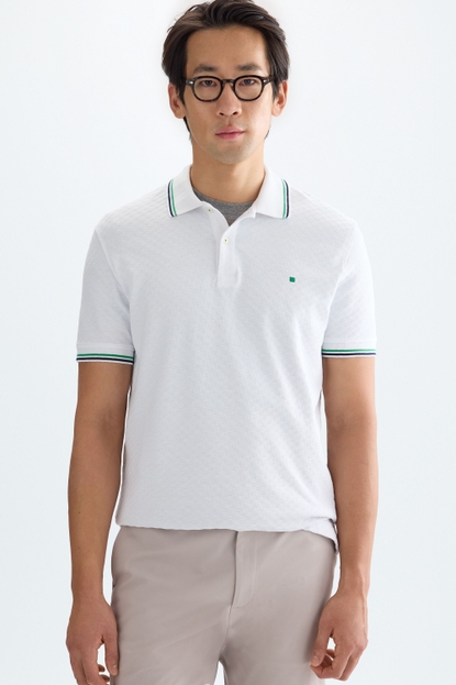 CUBE-SHAPED TEXTURED POLO SHIRT