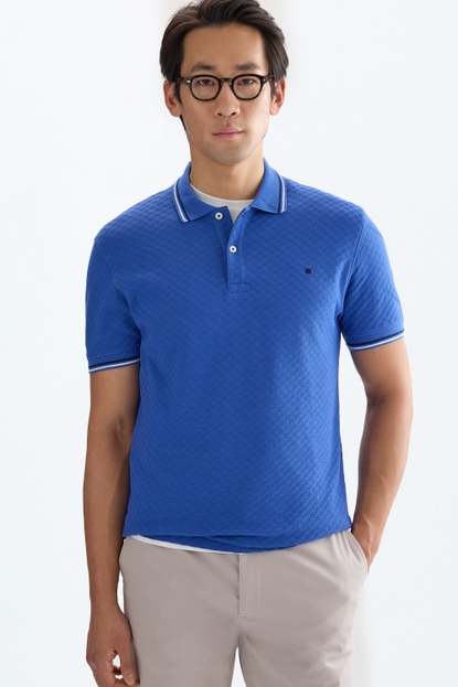 CUBE-SHAPED TEXTURED POLO SHIRT