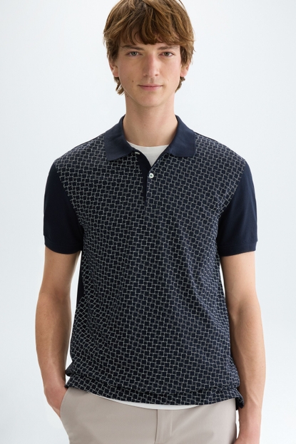 CUBOS PRINT PIQUÉ POLO SHIRT