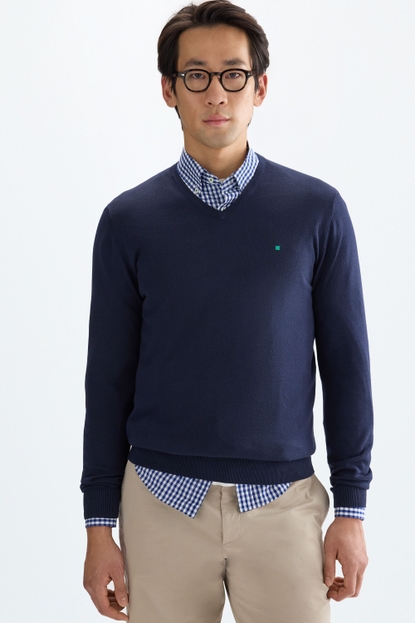 PIMA COTTON V-NECK SWEATER