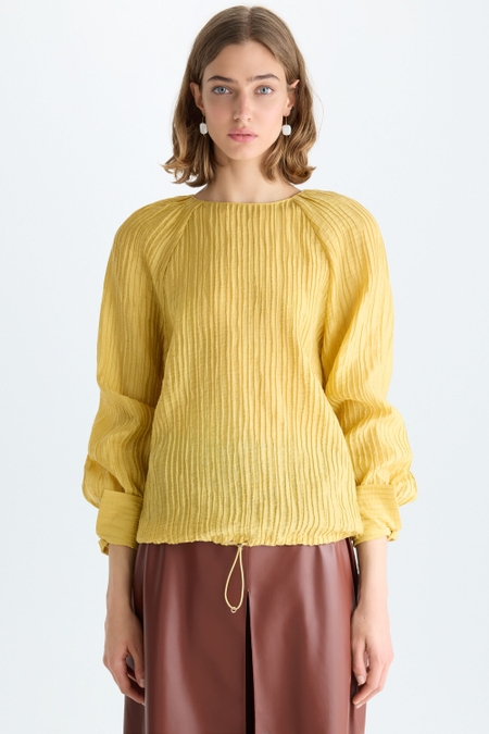 BLUSA OVERSIZE CRINKLE BAJO FRUNCIDO