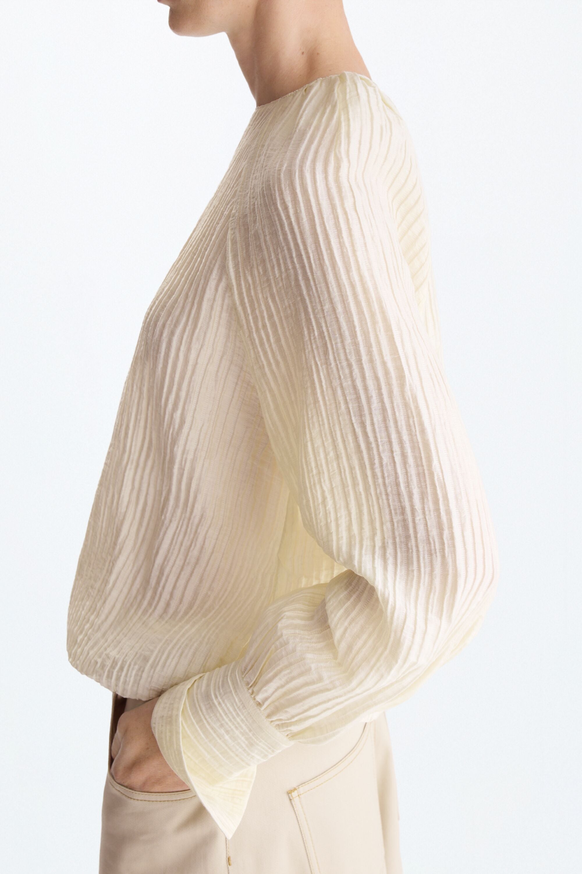 Adjustable hem crinkle oversize blouse ecru - Purificacion