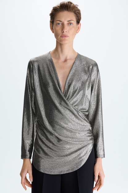 DRAPED METALLIC WRAP FITTED TOP