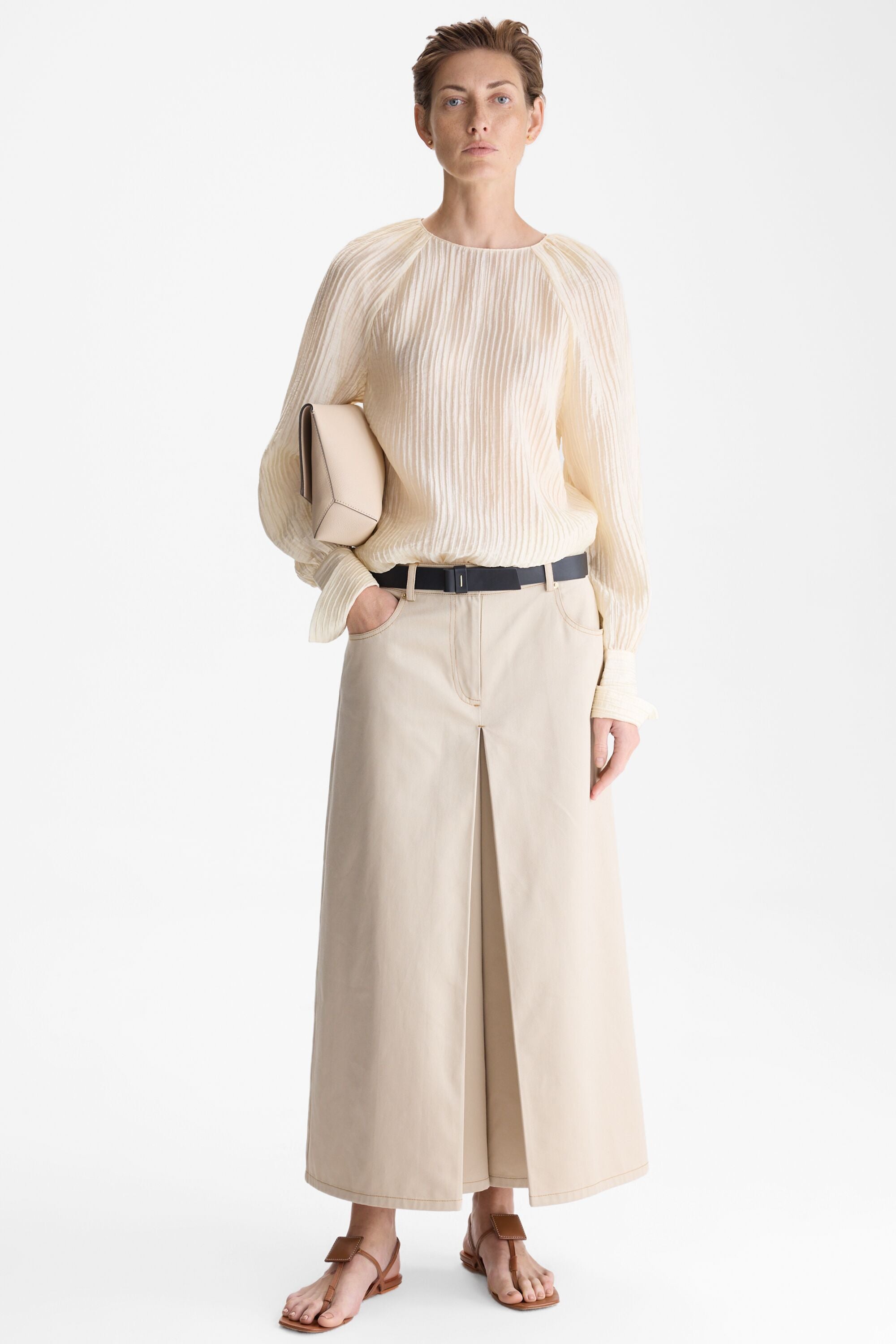 【GOLDEN BEAR】 (WOMEN) Air Dot Line Pleats Culottes WOMEN) Air Dot Line Pleats Culottes_Golden Bear - 코오롱몰