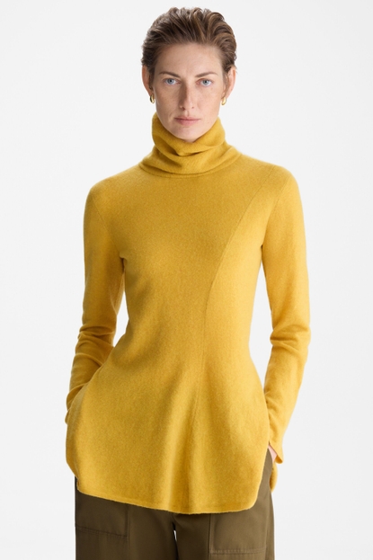 TURTLENECK WOOL ALPACA FITTED SWEATER