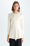 Stretch knit fitted sweater