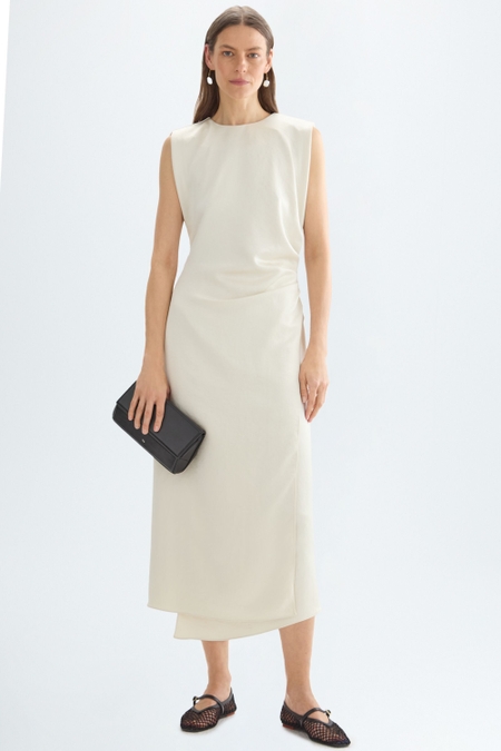 VESTIDO MIDI ENTALLADO CREPÉ SATÉN DRAPEADO