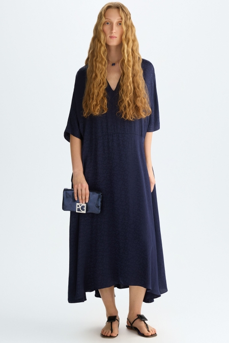 VESTIDO MIDI OVERSIZE JACQUARD GUTENBERG