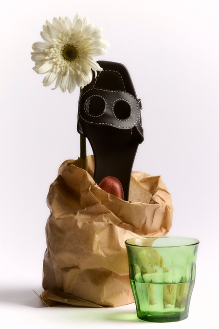 OCHO LEATHER FLAT SANDALS