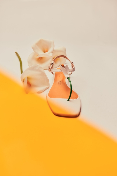 CALA LEATHER FLAT SANDALS