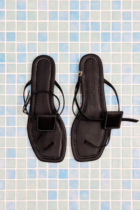 DOMINO FLAT LEATHER SANDALS