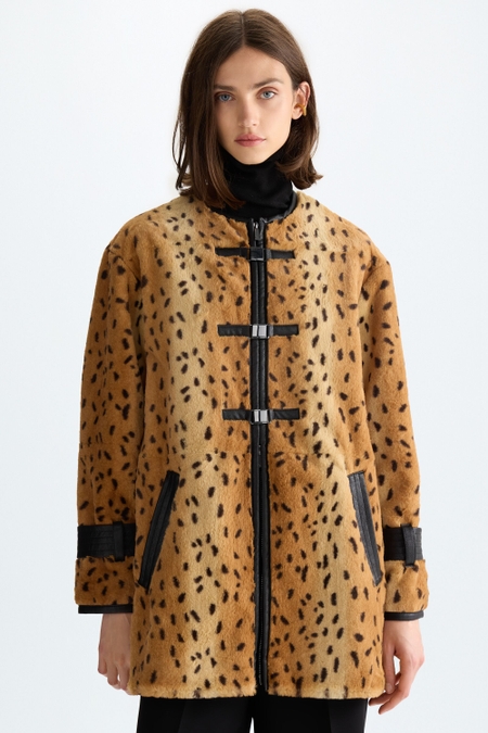 ANIMAL PRINT FAUX-FUR SHORT COAT