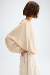 Top oversize chiffon manga fruncida