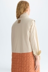 Bauhaus-quilted technical cotton flannel A-line gilet
