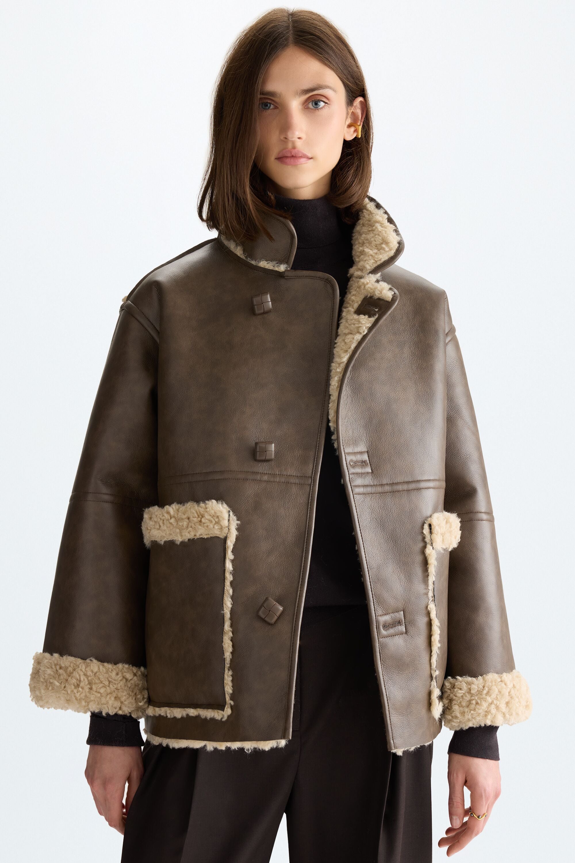 Faux-shearling and leather reversible coat chocolate