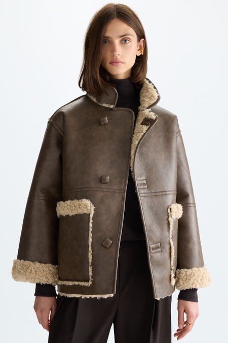 CHAQUETÓN REVERSIBLE EFECTO PIEL BORREGUILLO