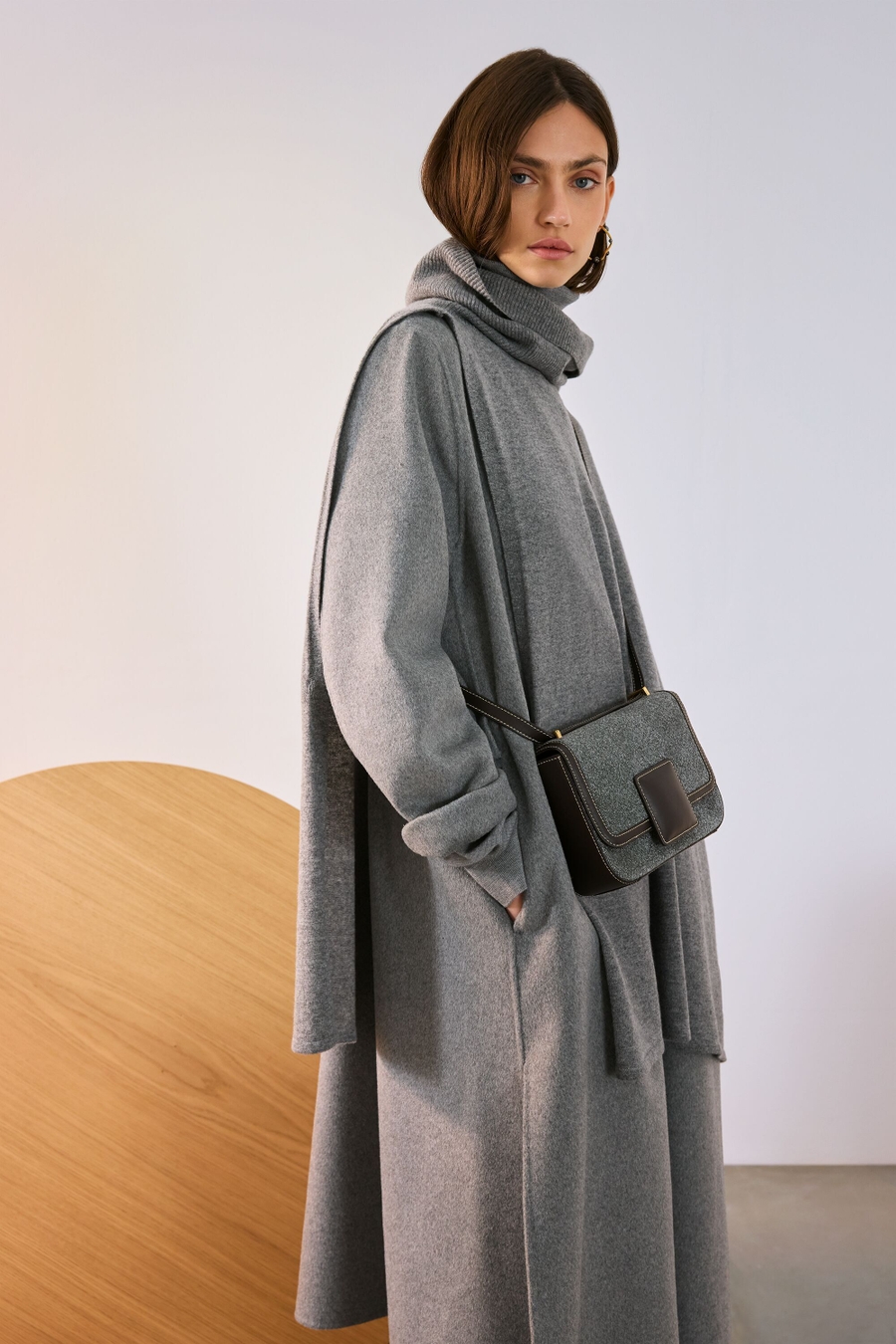 WOOL KNIT ASYMMETRIC CAPE SCARF
