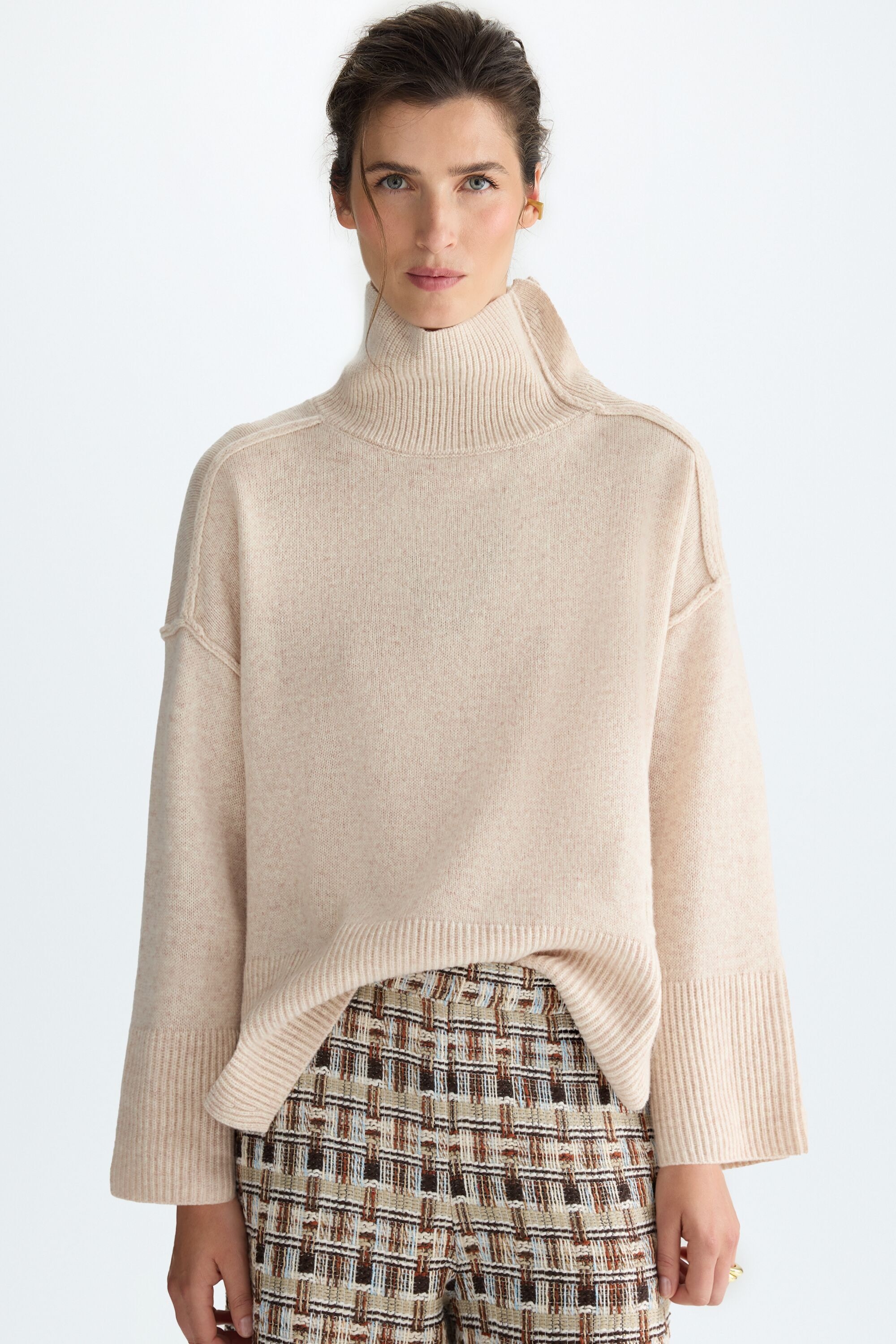 Wool straight-fit mock-neck sweater