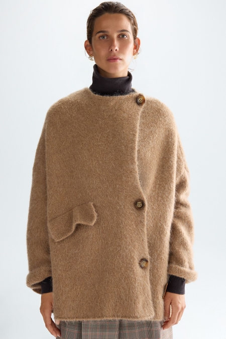 LONG-HAIRED MOHAIR OVERSIZE COAT