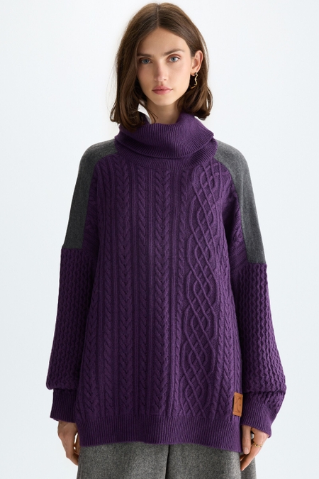 TURTLENECK COMBINED WOOL OVERSIZE SWEATER