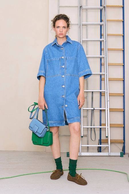 DENIM STRAIGHT-FIT SHORT DRESS