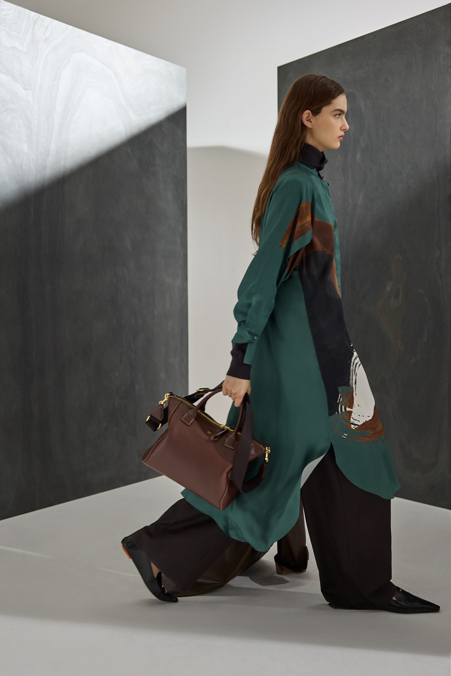 VESTIDO MIDI TWILL ESTAMPADO PINCELADA OCHO