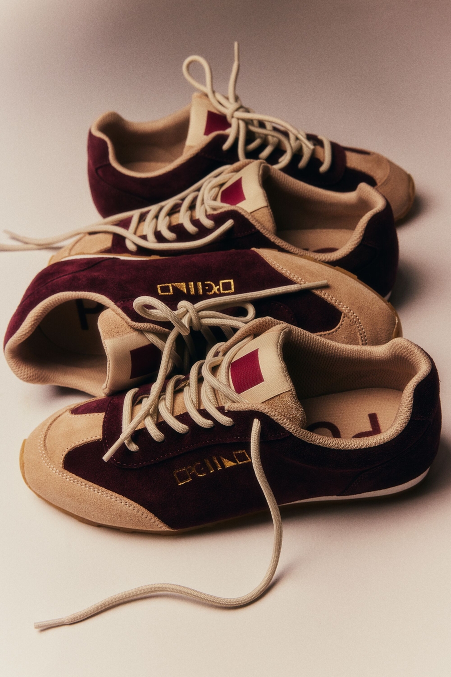 CINTA PG SUEDE SNEAKERS