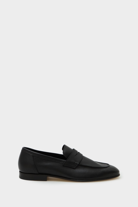 LEATHER LOAFERS