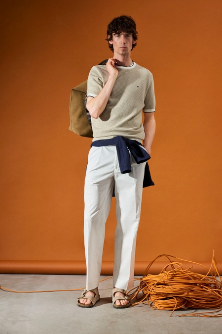 COTTON TWILL REGULAR FIT LIGHT CHINO TROUSERS