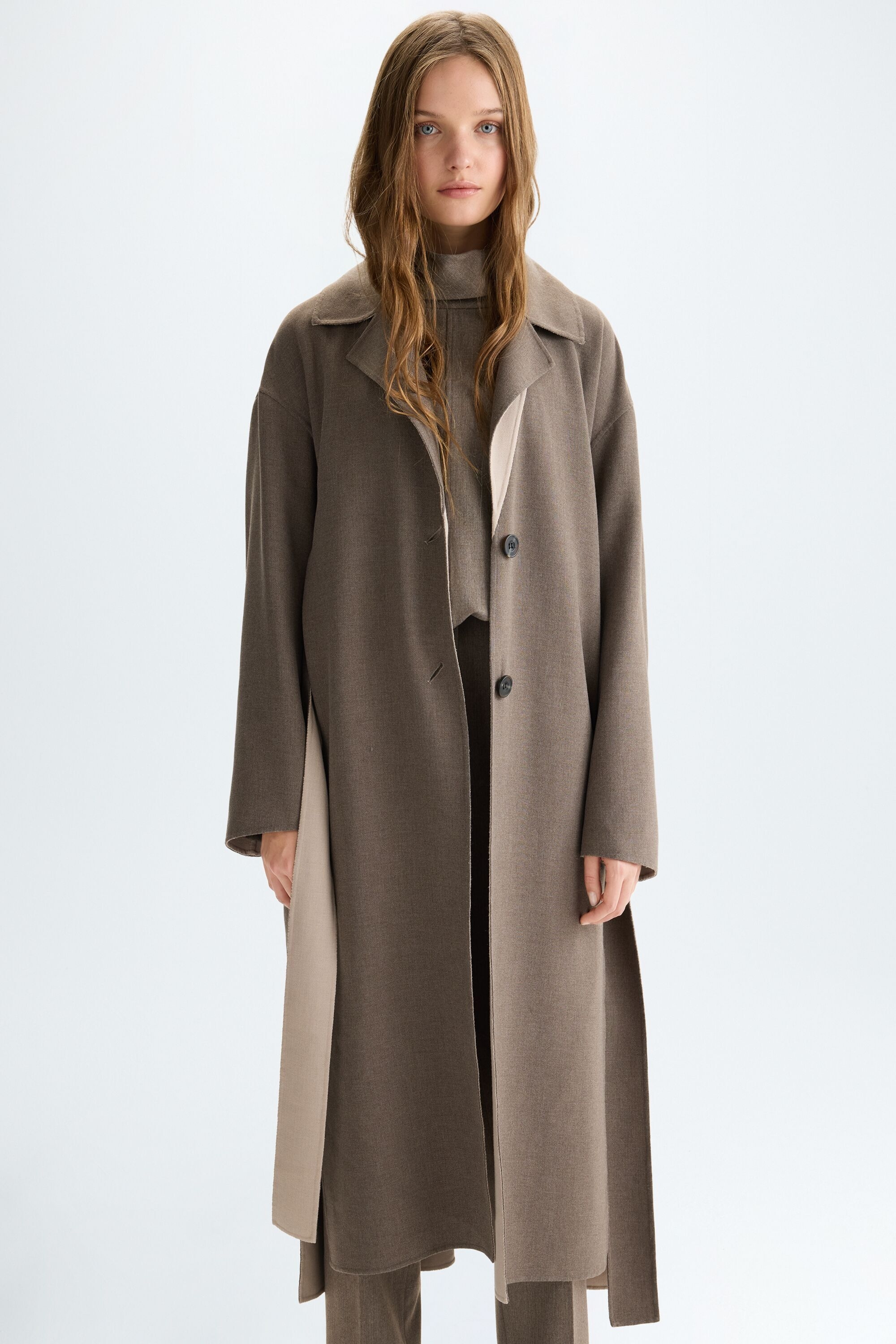 Double-faced oversize reversible coat