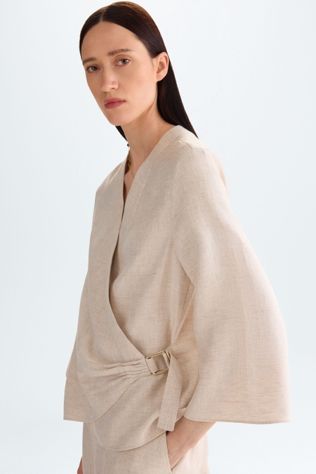CUBE BUCKLE LINEN WRAP BLOUSE
