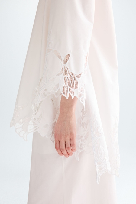CUT-OUT EMBROIDERED POPLIN OVERSIZE SHIRT