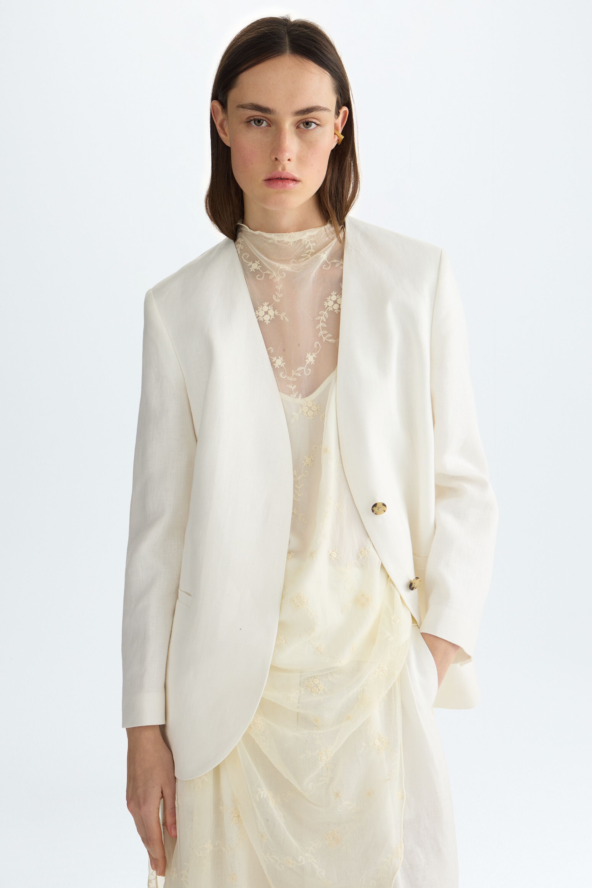 Linen fitted tailored jacket