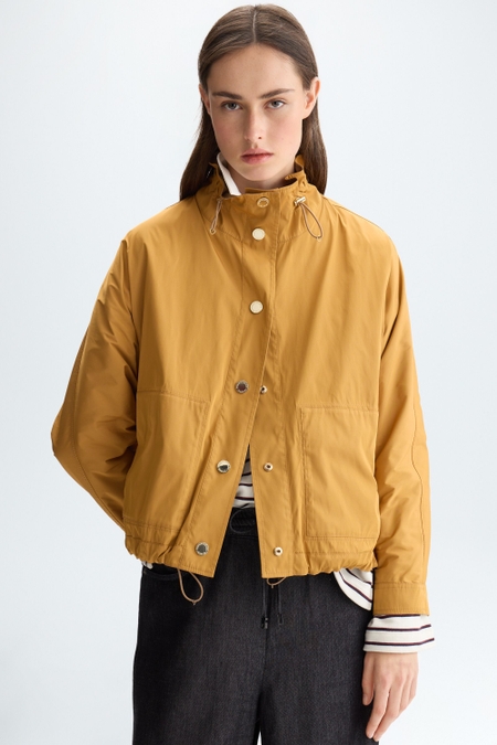 CHAQUETÓN CORTO REVERSIBLE RECTO TÉCNICO