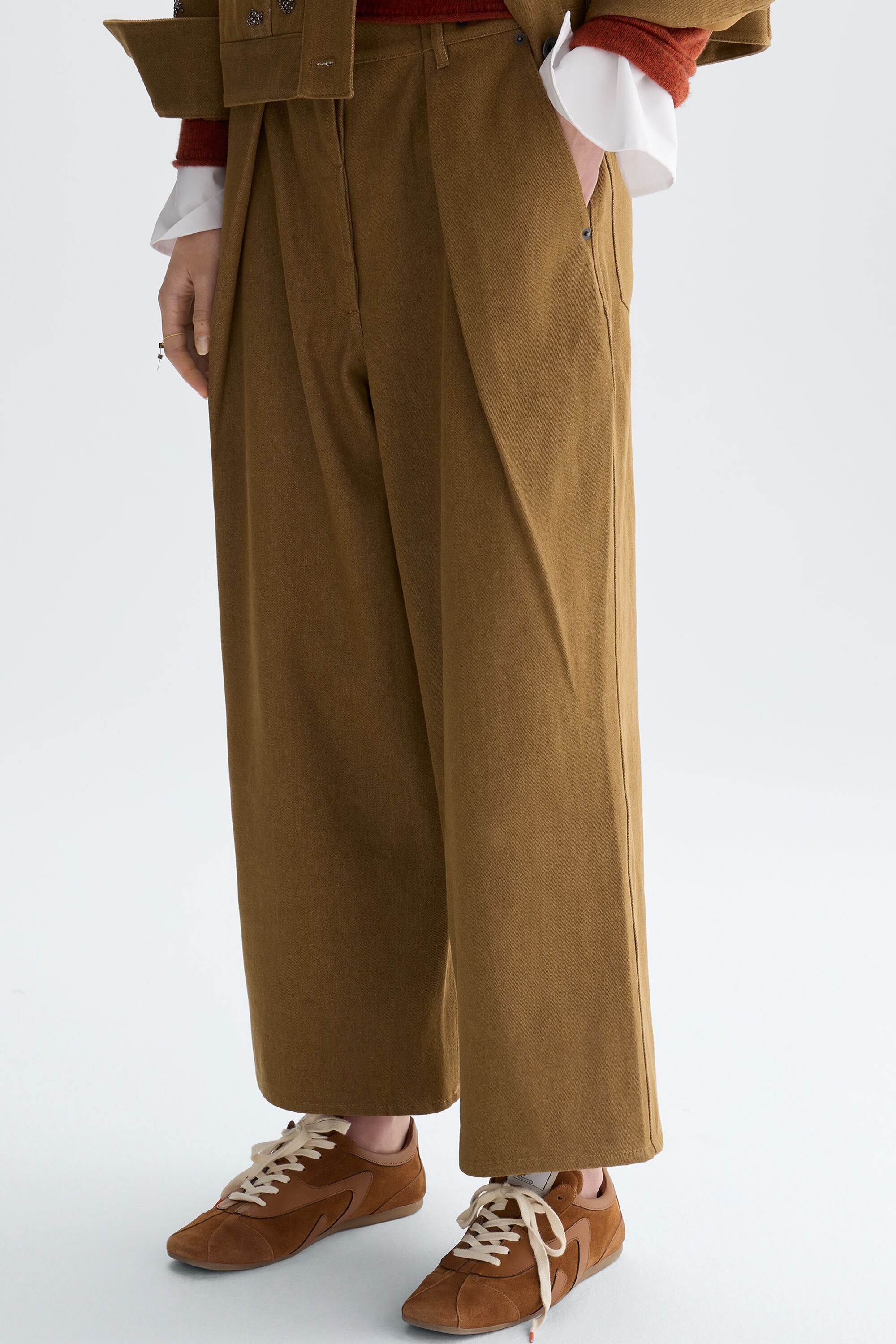 Cotton twill barrel trousers