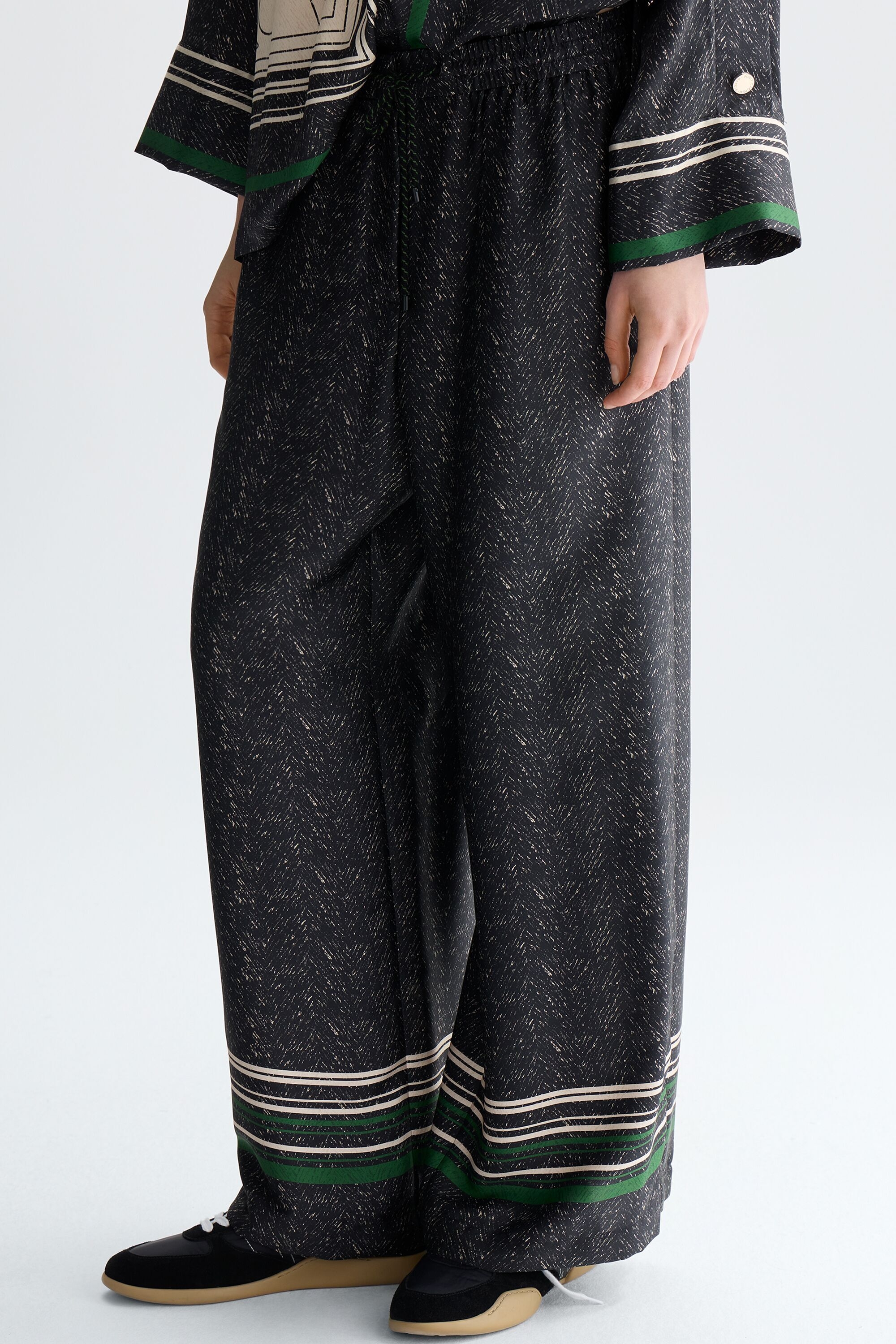 Herringbone PG Lines print twill pyjama-style trousers