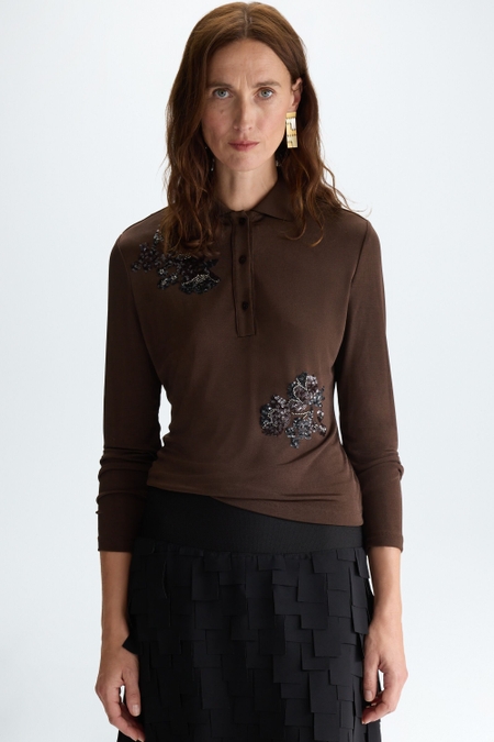 POLO ENTALLADO JERSEY BORDADO