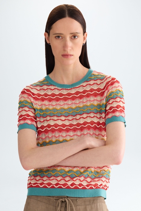 WAVY KNIT FITTED SWEATER