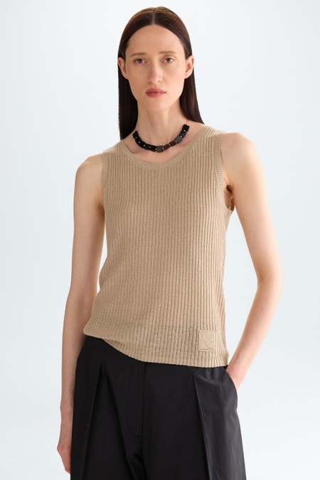 LINEN RIBBED KNIT FITTED T-SHIRT