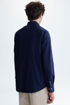 Camisa sarga lisa cinta grosgrain
